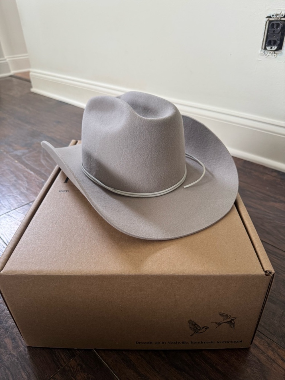 Womens/ Men’s Gray Cowboy Hat